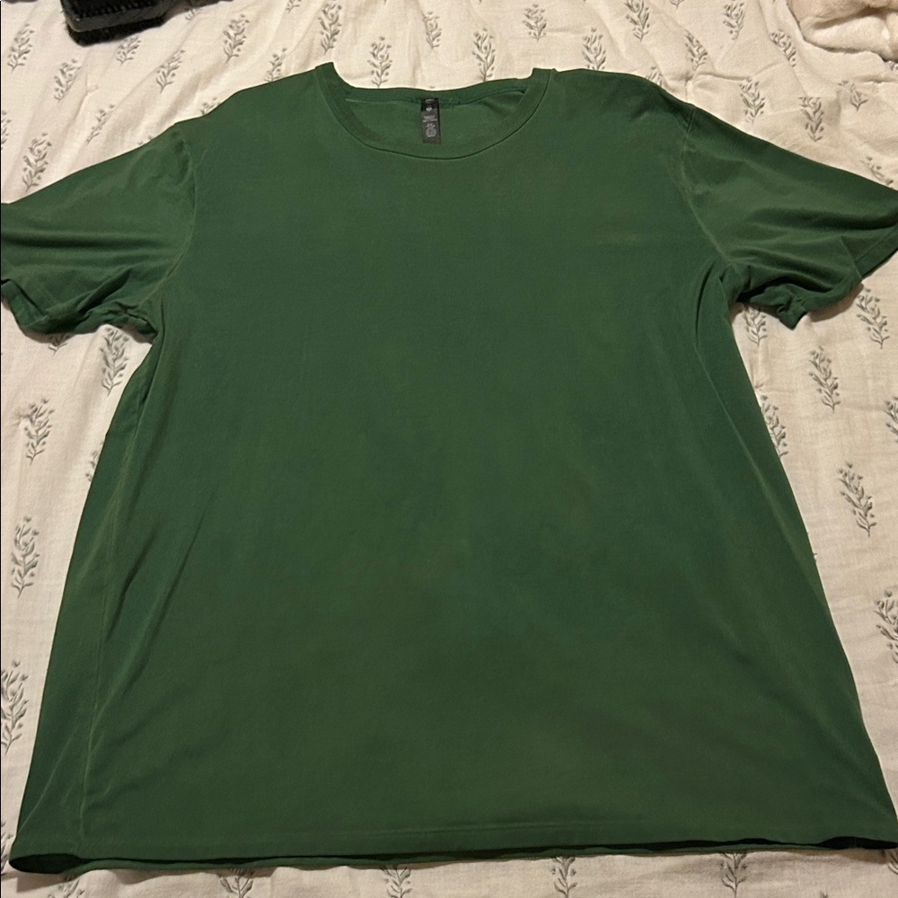lululemon athletica Men's Crew Tee in Deep Green